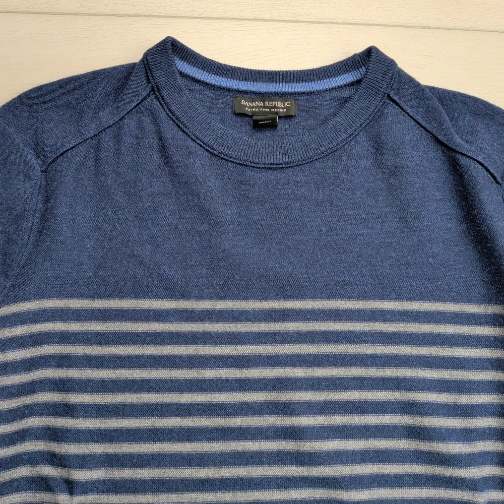 Banana Republic Sweater Mens‎ XL Blue Striped Merino Wool Crew Neck Long Sleeve